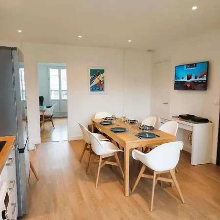 Champon - Lumineux 2 Avec Garage Privé - Tram à 1 Min