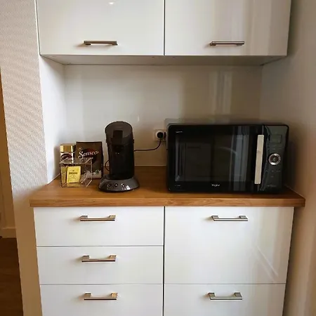 Champon - Lumineux 2 Avec Garage Privé - Tram à 1 Min Appartement *