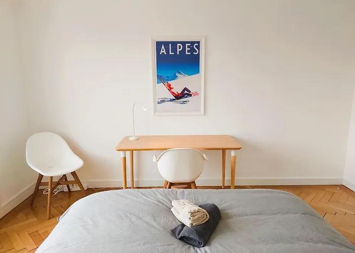 Champon - Lumineux 2 Avec Garage Privé - Tram à 1 Min