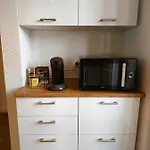 Champon - Lumineux 2 Avec Garage Prive - Tram A 1 Min Apartment *
