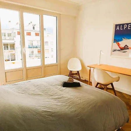 Champon - Lumineux 2 Avec Garage Prive - Tram A 1 Min * Grenoble